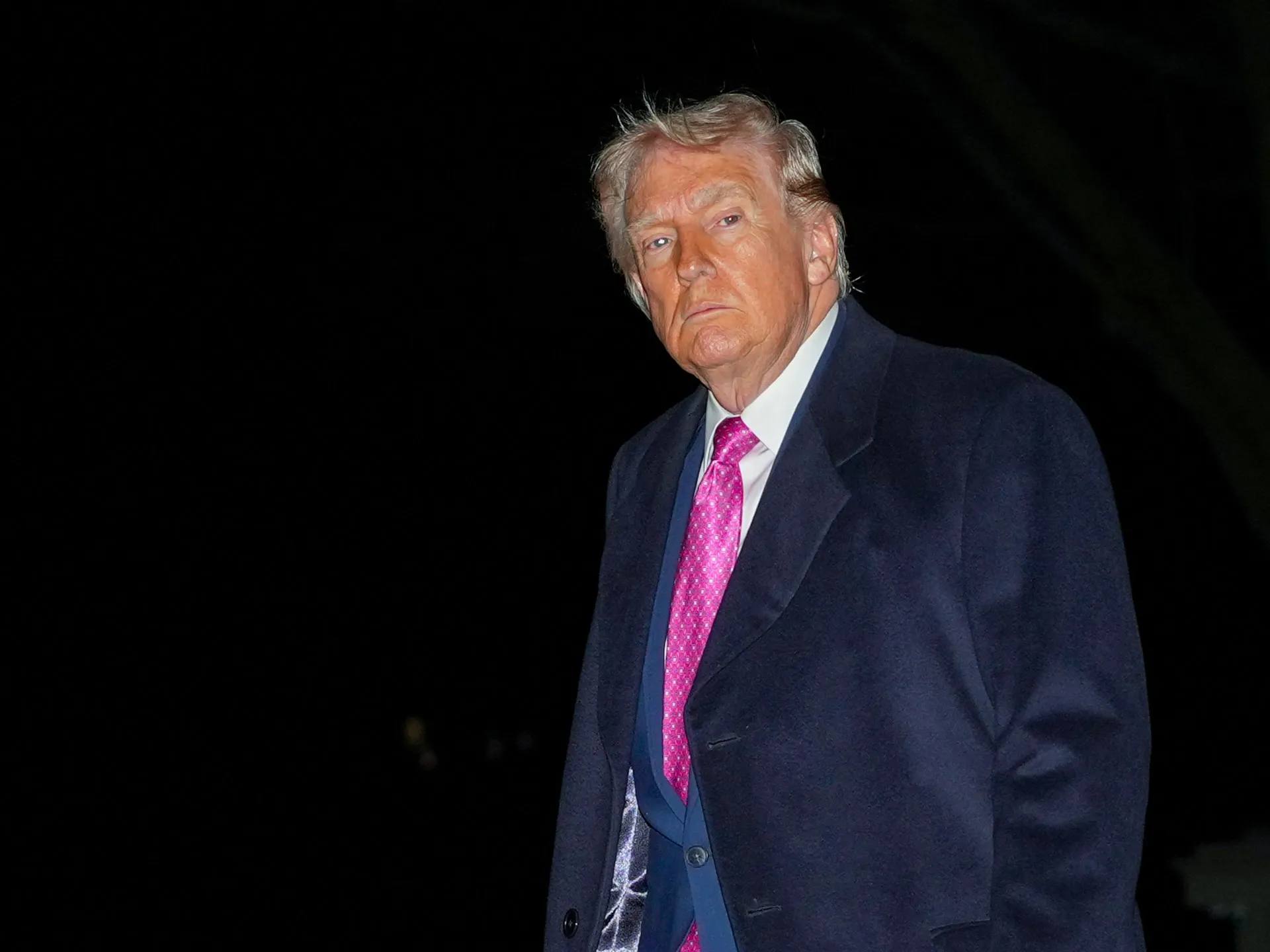 Trump declară că vrea să „ia petrolul Iranului”: Este acest lucru posibil și ce ar însemna pentru geopolitica globală?