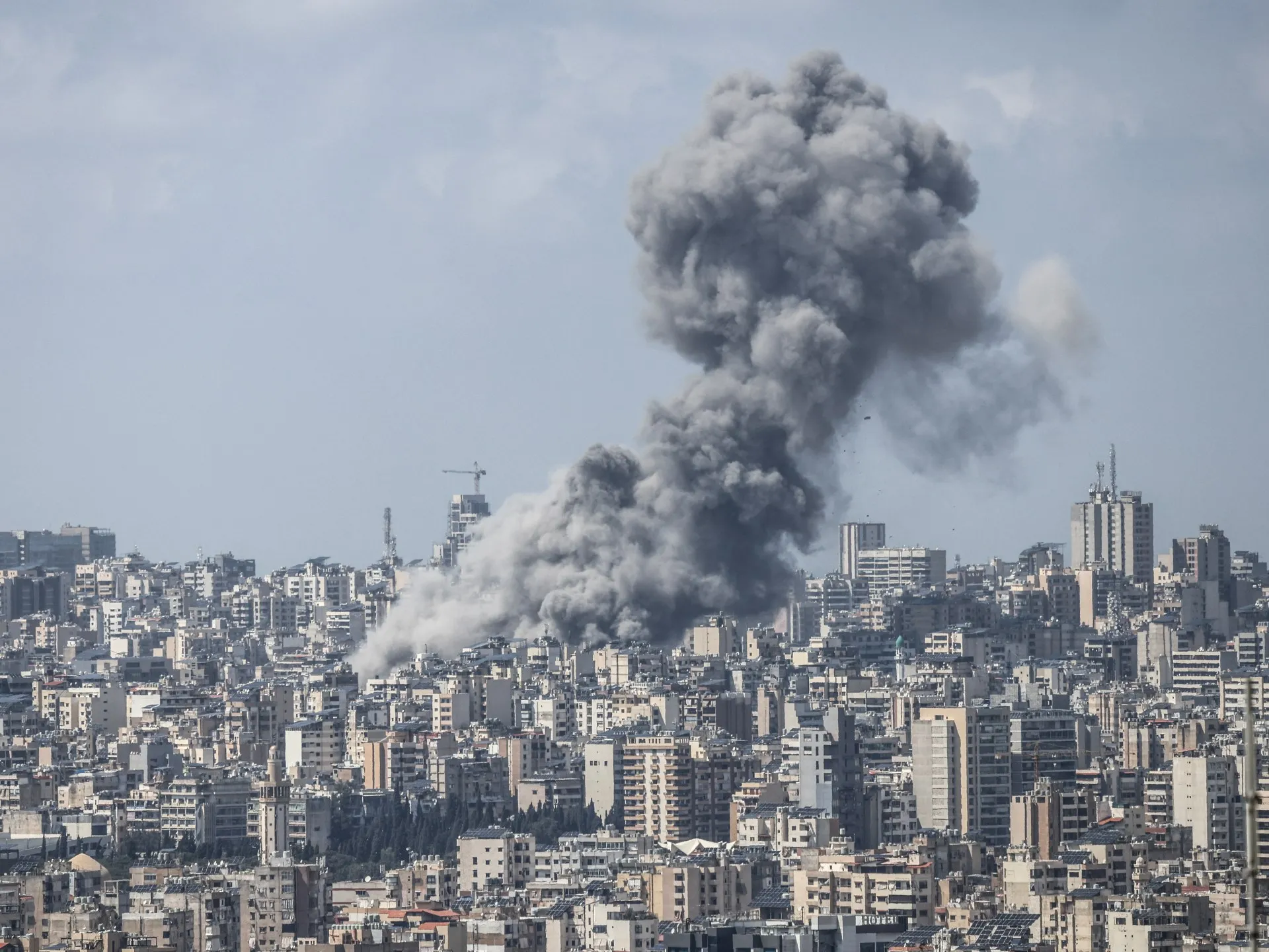 Atacuri israeliene masive în Lebanon ucid zeci de persoane la doar câteva ore după anunțul încetării focului între Iran și SUA