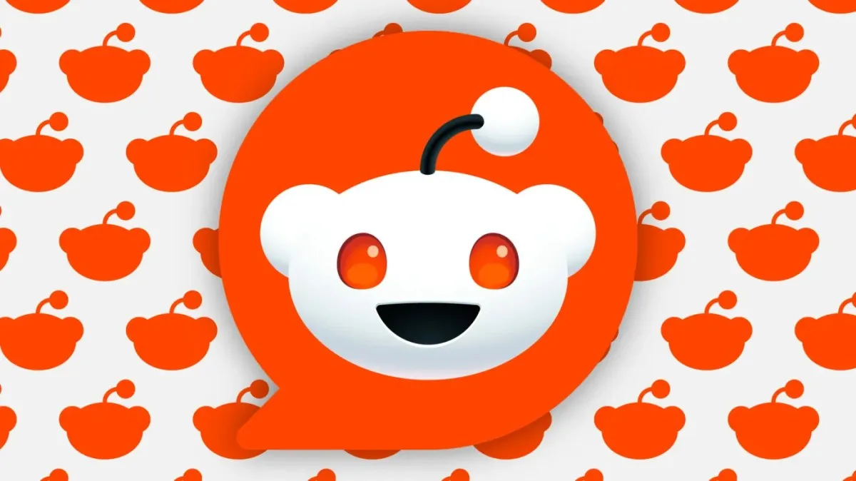 Reddit își revoluționează căutarea: Creștere de 30% a utilizatorilor săptămânali și planuri ambițioase pentru 2026