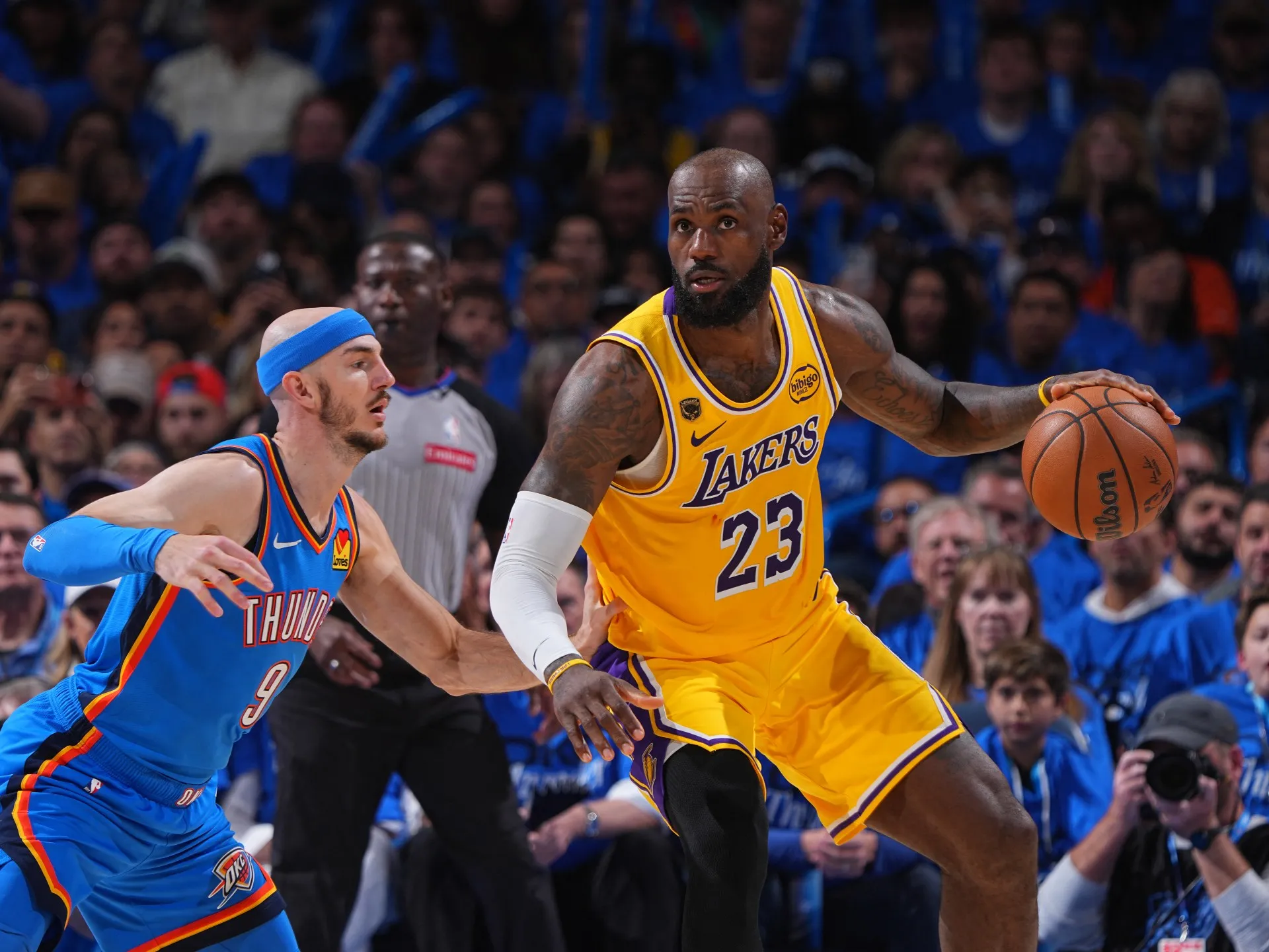 Thunder domină Lakers-ul lui LeBron James și câștigă meciul 1 din semifinala Conferinței de Vest