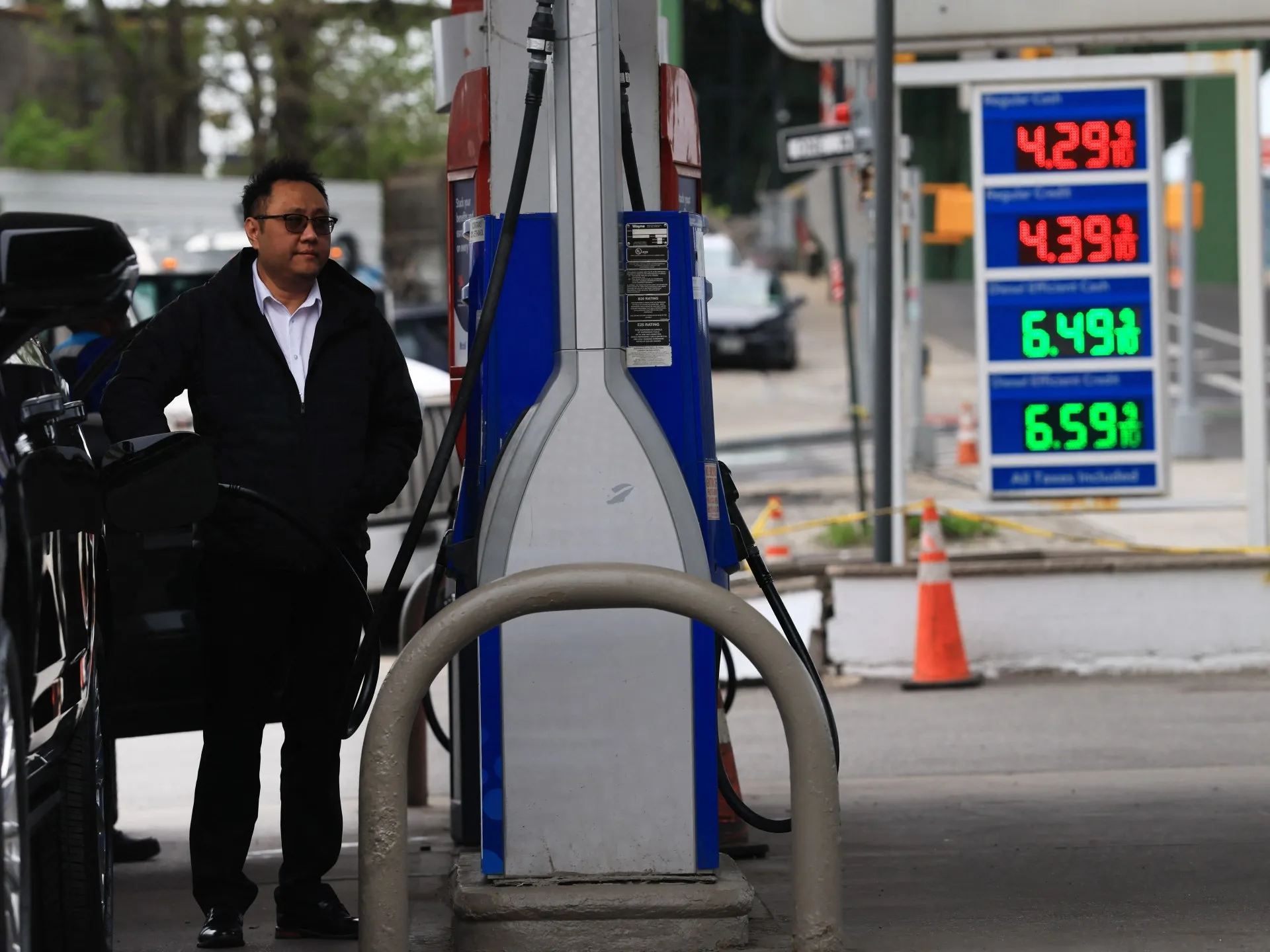 Prețurile benzinei în SUA, cu 50% mai mari decât înainte de războiul cu Iranul