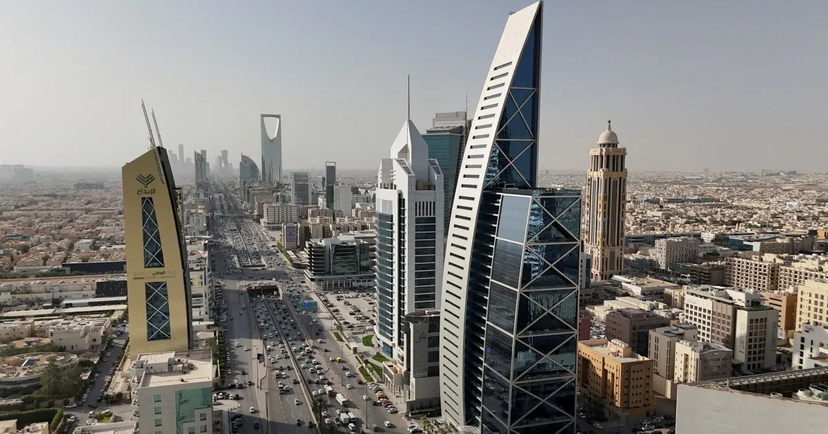 Arabia Saudită înregistrează un deficit bugetar de 33,5 miliarde de dolari pe fondul scăderii vânzărilor de petrol