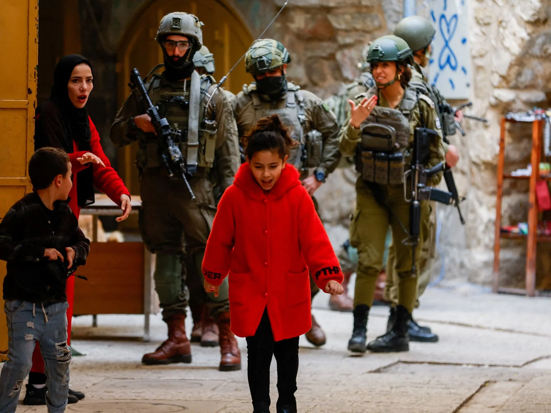 Generalul israelian recunoaște: împușcăm palestinieni, nu coloniști – dublul standard al armatei