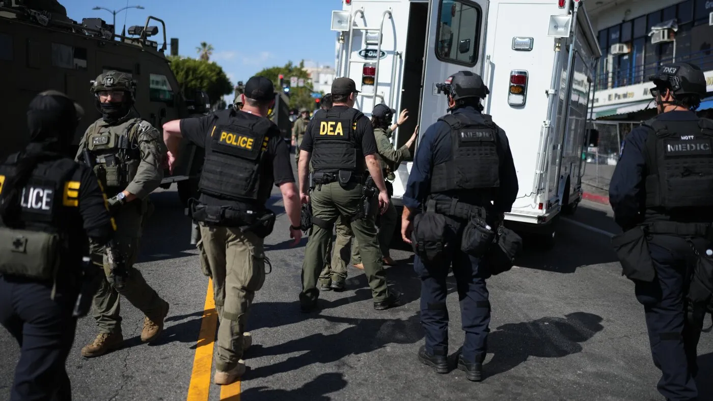 Autoritățile federale arestează 18 persoane pentru trafic de droguri în jurul parcului MacArthur din Los Angeles