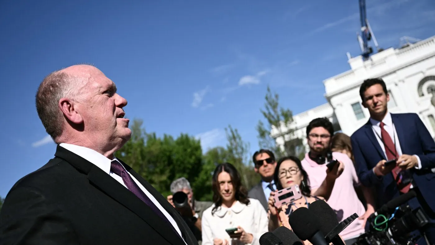 Țarul frontierelor promite deportări în masă pentru a îndeplini promisiunile lui Trump