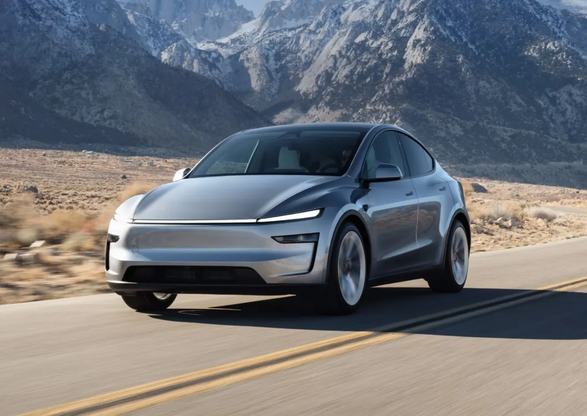 Tesla Model Y, primul vehicul care îndeplinește noile standarde americane de siguranță pentru sistemele de asistență la volan