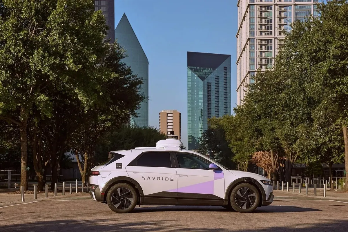 Partenerul Uber, Avride, anchetat pentru accidente cu mașini autonome