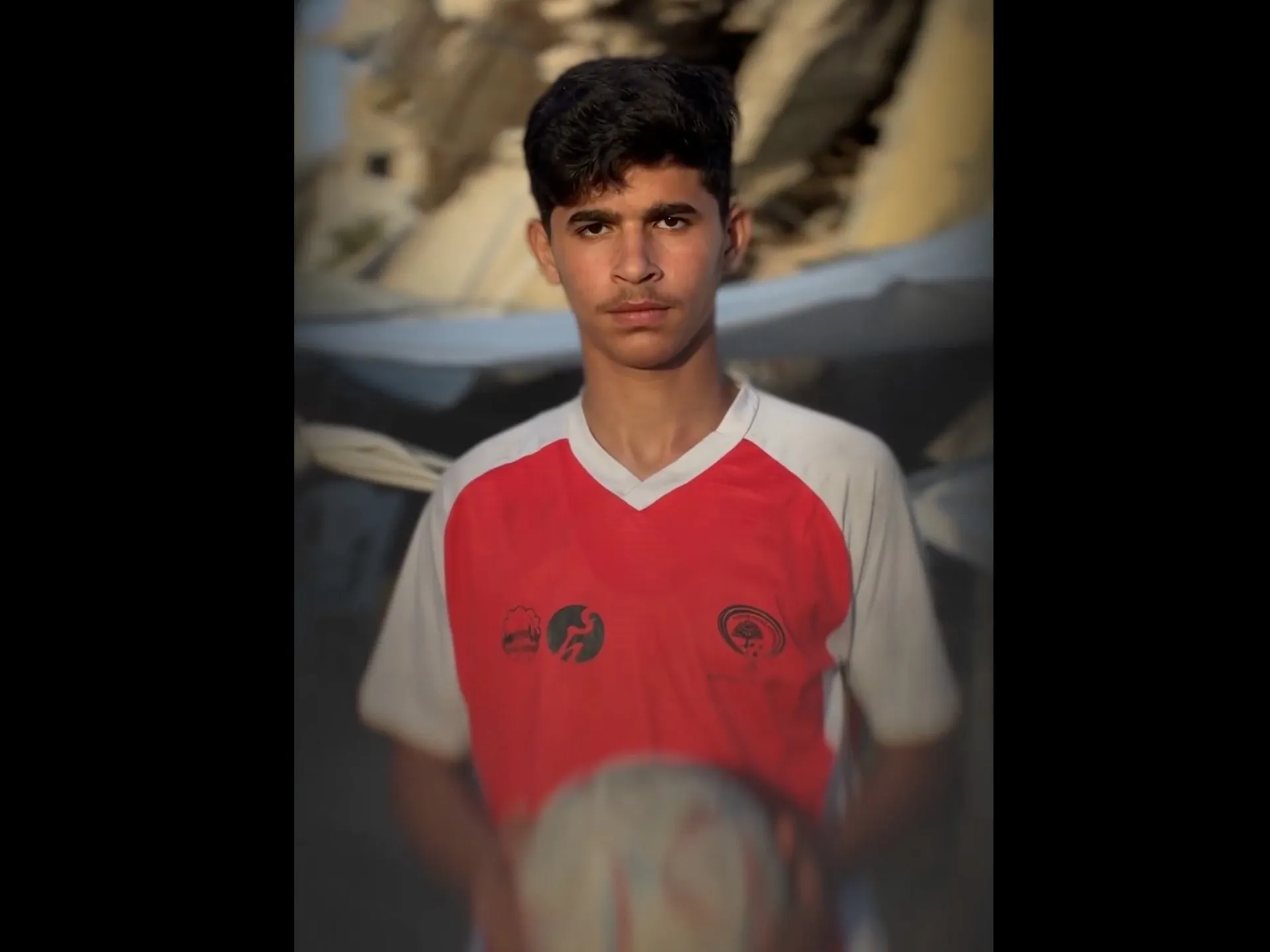 Fotbal pe ruine: Orfanii din Gaza își găsesc refugiu pe terenul de sport
