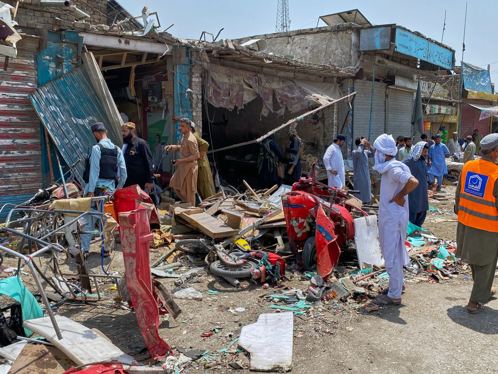 Explozie într-o piață din Pakistan: cel puțin nouă morți și zeci de răniți