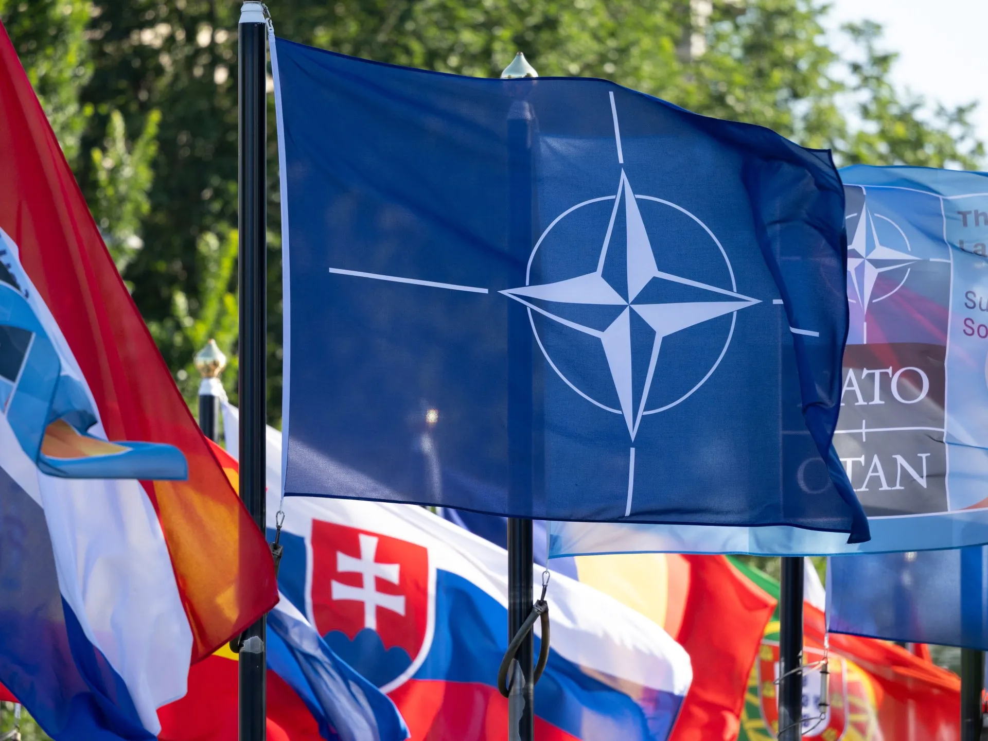 Serbia și NATO: primele exerciții militare comune la mai puțin de 30 de ani după bombardamente