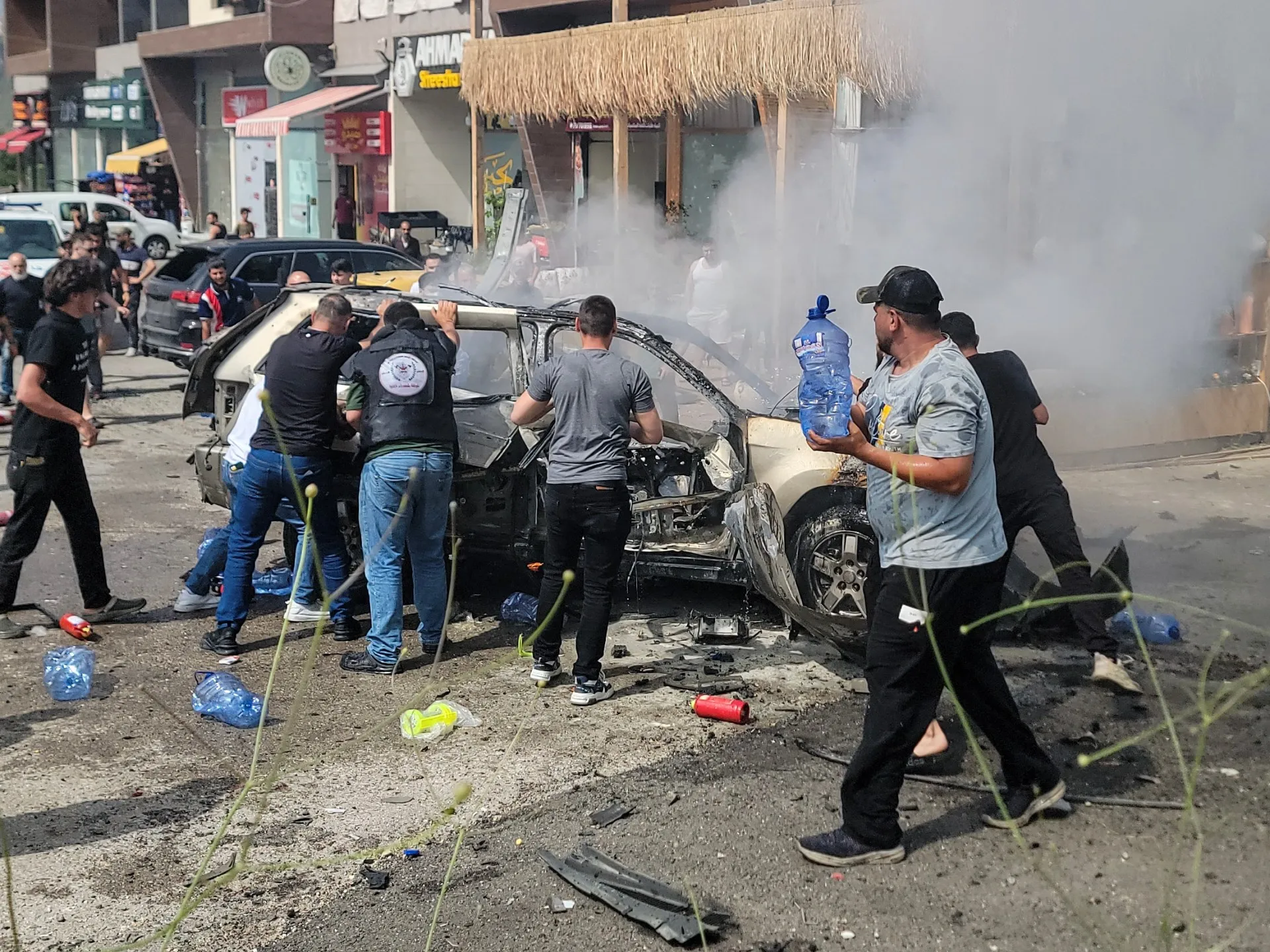 Cel puțin opt morți în urma atacurilor cu drone israeliene asupra unei autostrăzi la sud de Beirut