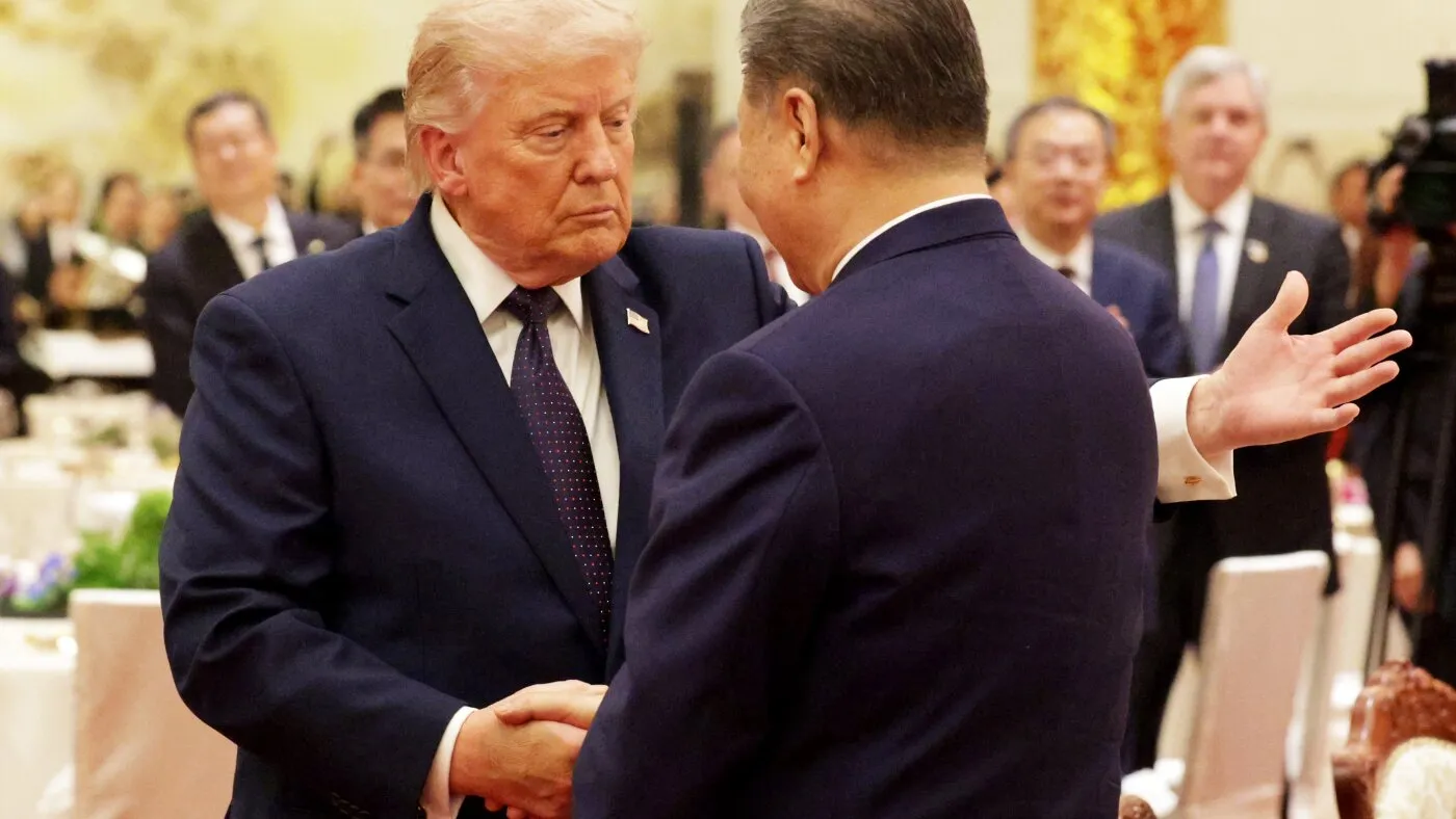 Trump încearcă să facă afaceri în China. Senatul îl confirmă pe Kevin Warsh la conducerea Rezervei Federale