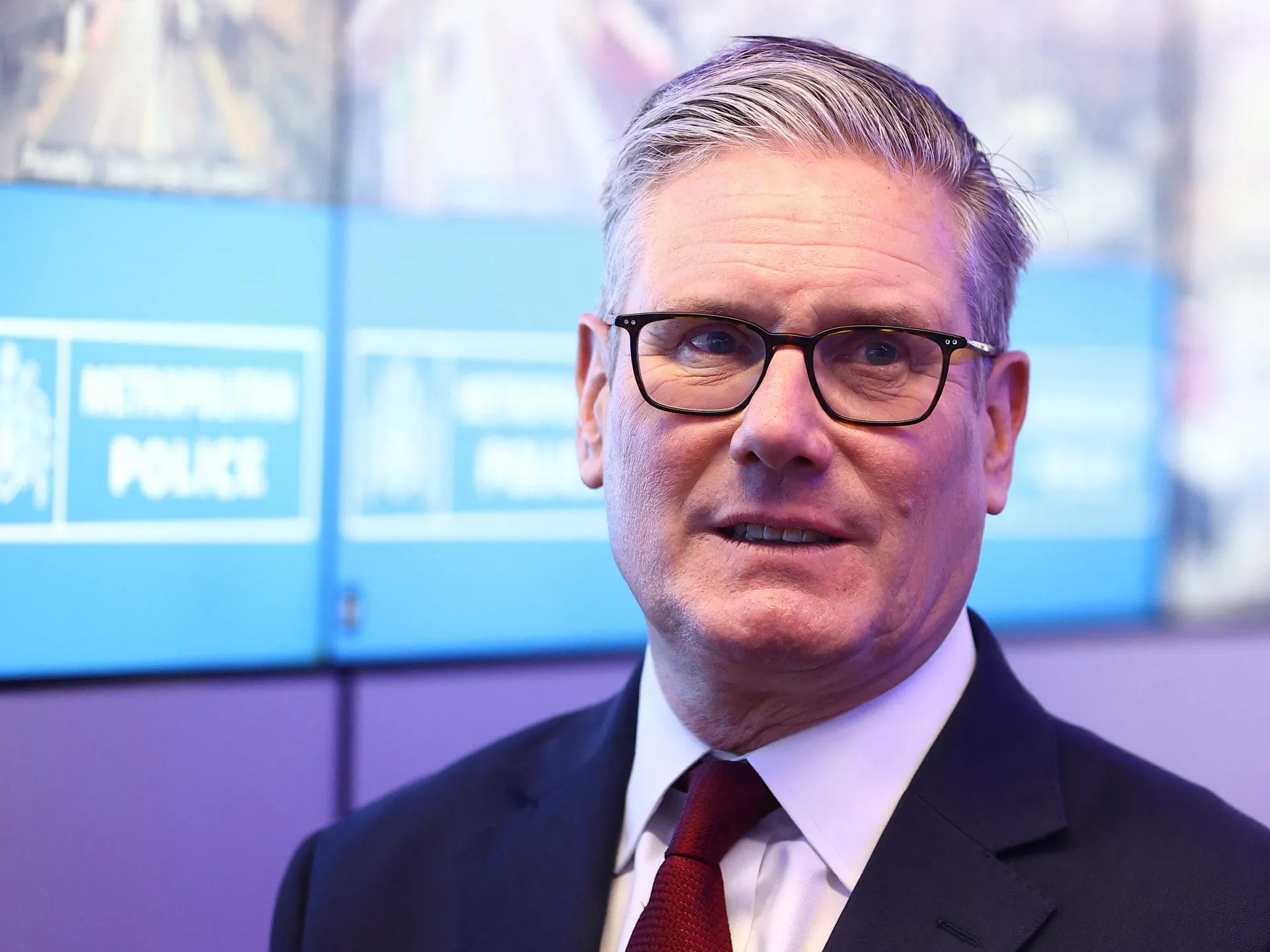 Presiuni tot mai mari asupra premierului britanic Keir Starmer, în timp ce rivalii își fac jocul