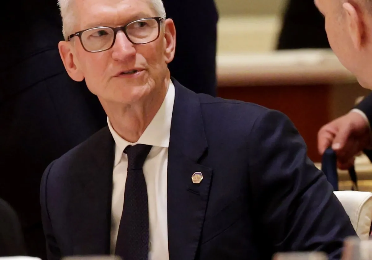 Măsuri de securitate extreme: Obiecte din China, aruncate înainte de îmbarcarea în Air Force One