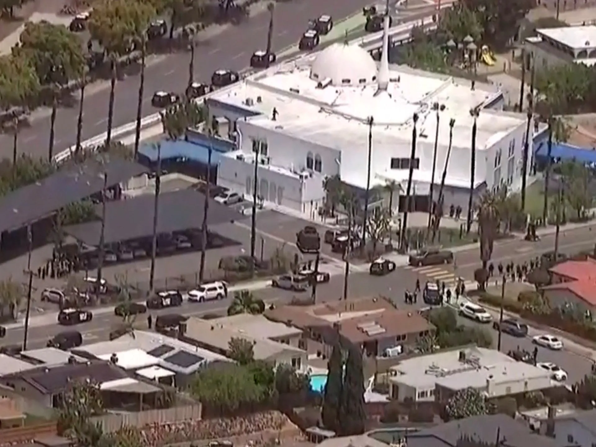 Poliția intervine după un atac armat asupra unei moschei din California