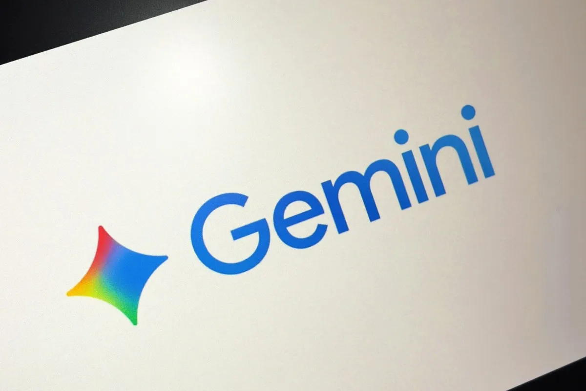 Google își actualizează aplicația Gemini pentru a concura cu ChatGPT și Claude
