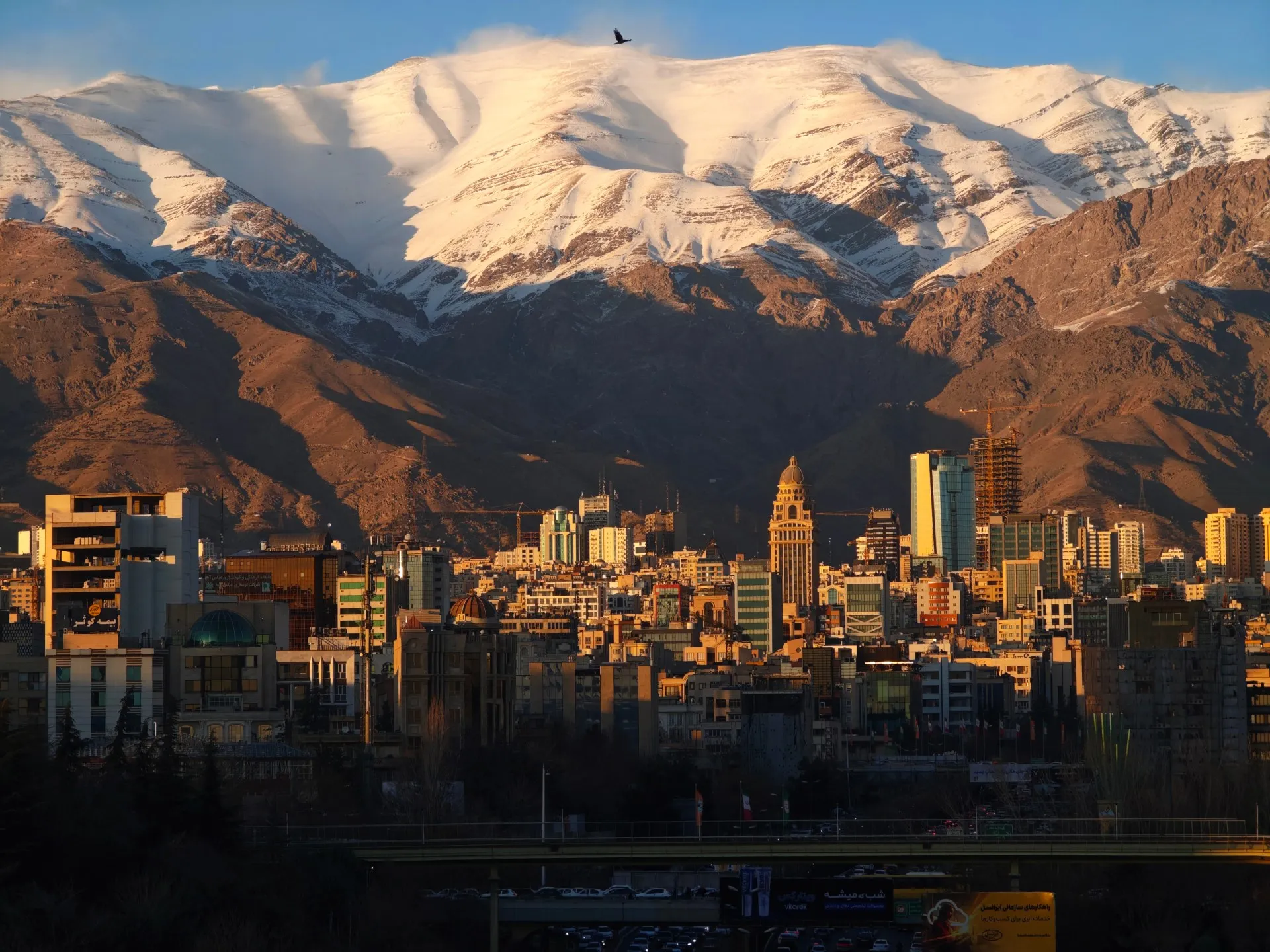 Prețurile exorbitante din piața imobiliară iraniană lasă chiriașii fără opțiuni