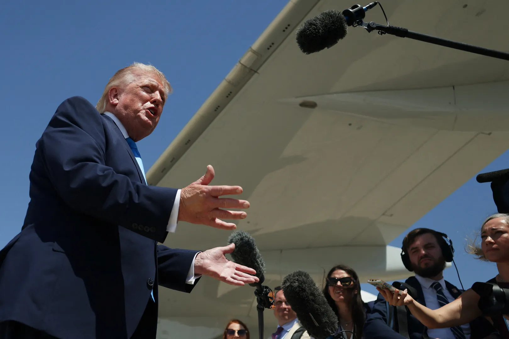 Trump spune că nu se așteaptă la o escaladare cu Cuba după acuzarea lui Castro
