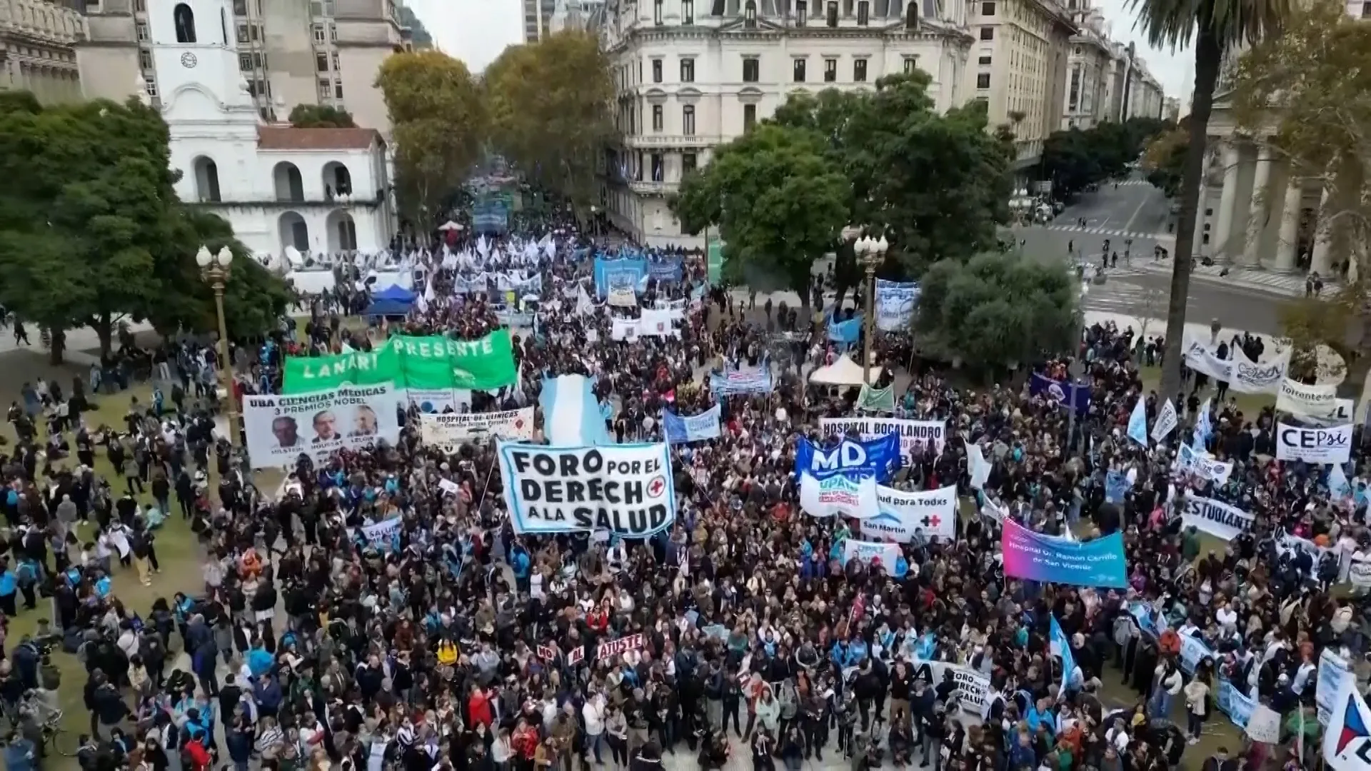 Proteste în Argentina împotriva tăierilor bugetare ale lui Milei în sistemul de sănătate