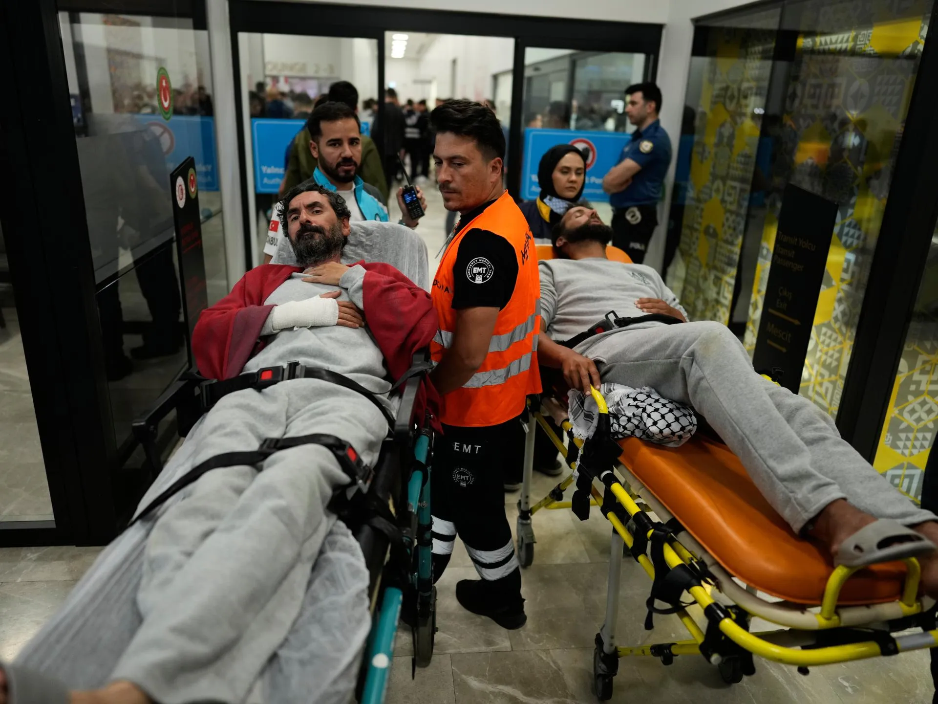Activiști din flotila pentru Gaza acuză abuzuri și agresiuni sexuale în detenția israeliană