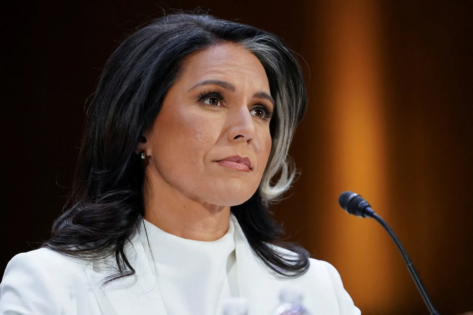 Tulsi Gabbard demisionează din funcția de șef al serviciilor de informații ale SUA, în administrația Trump