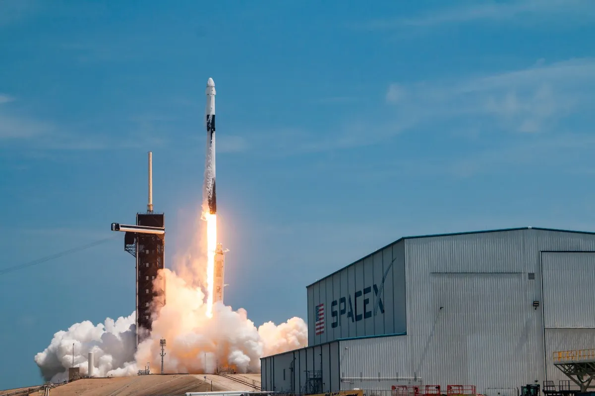 SpaceX primește contracte de 6,45 miliarde de dolari de la Forțele Spațiale chiar înainte de IPO-ul mult așteptat