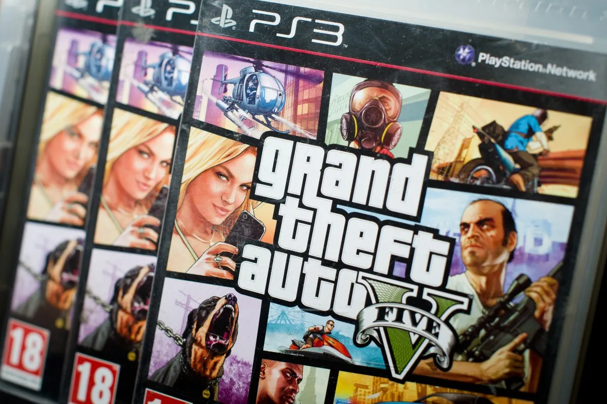 Serviciul de cheat pentru Grand Theft Auto V, spart de hackeri: mii de gameri, expuși