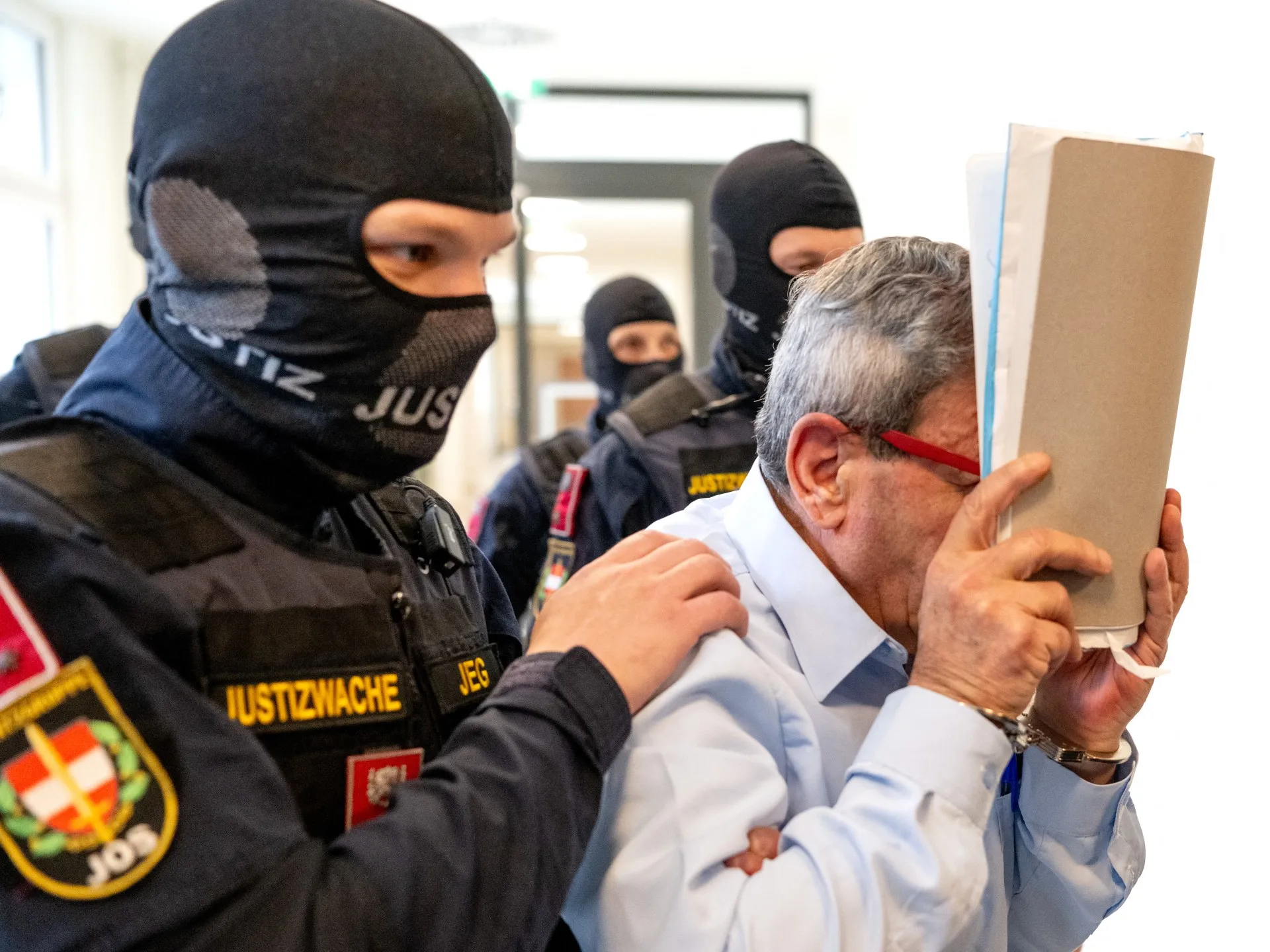 Fostul general al lui Assad, judecat în Austria pentru tortură: „Nu am ordonat violențe”