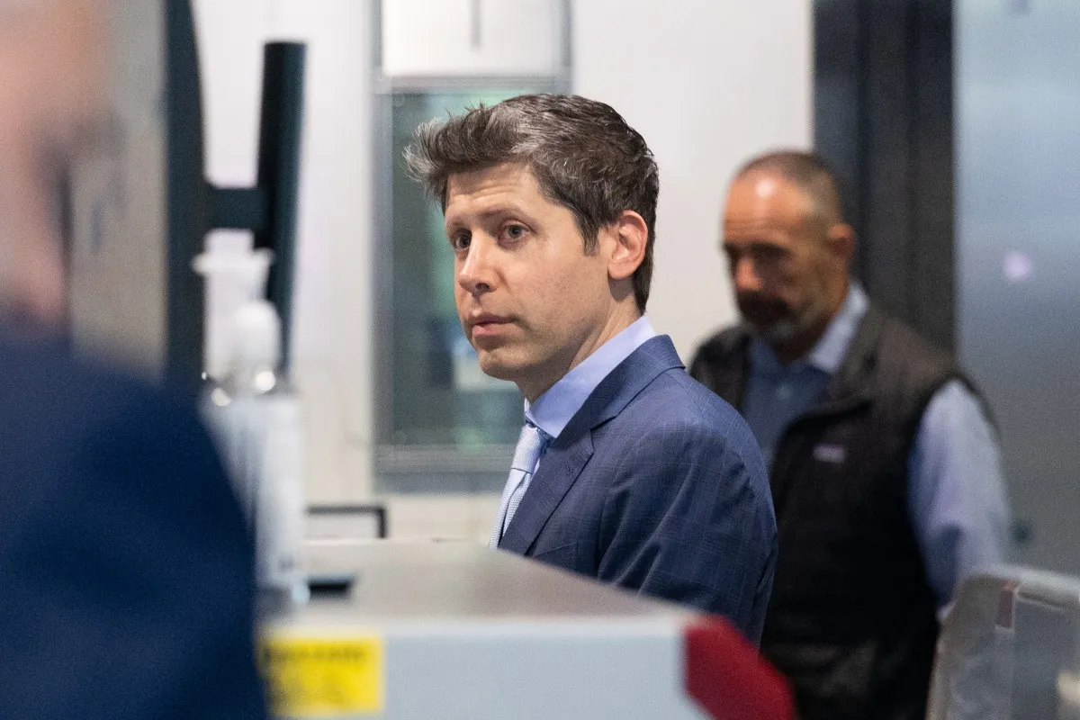 Florida vs. OpenAI: Un Război Juridic fără Precedent care Pune sub Acuzare „Conștiința” Inteligenței Artificiale