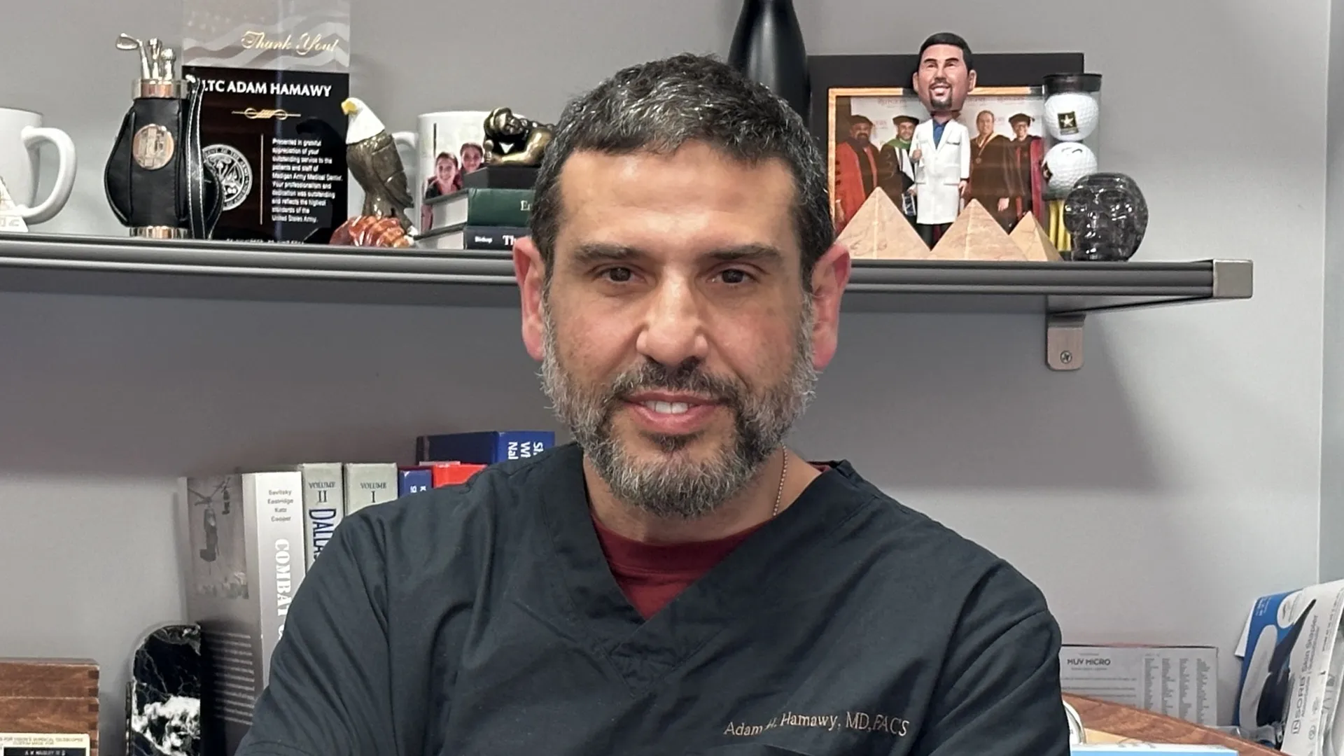 Veteranul armatei americane pro-Palestina Adam Hamawy câștigă alegerile primare din New Jersey