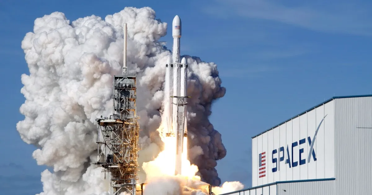 SpaceX, compania lui Elon Musk, vizează o evaluare de 1,77 trilioane de dolari înainte de un IPO istoric