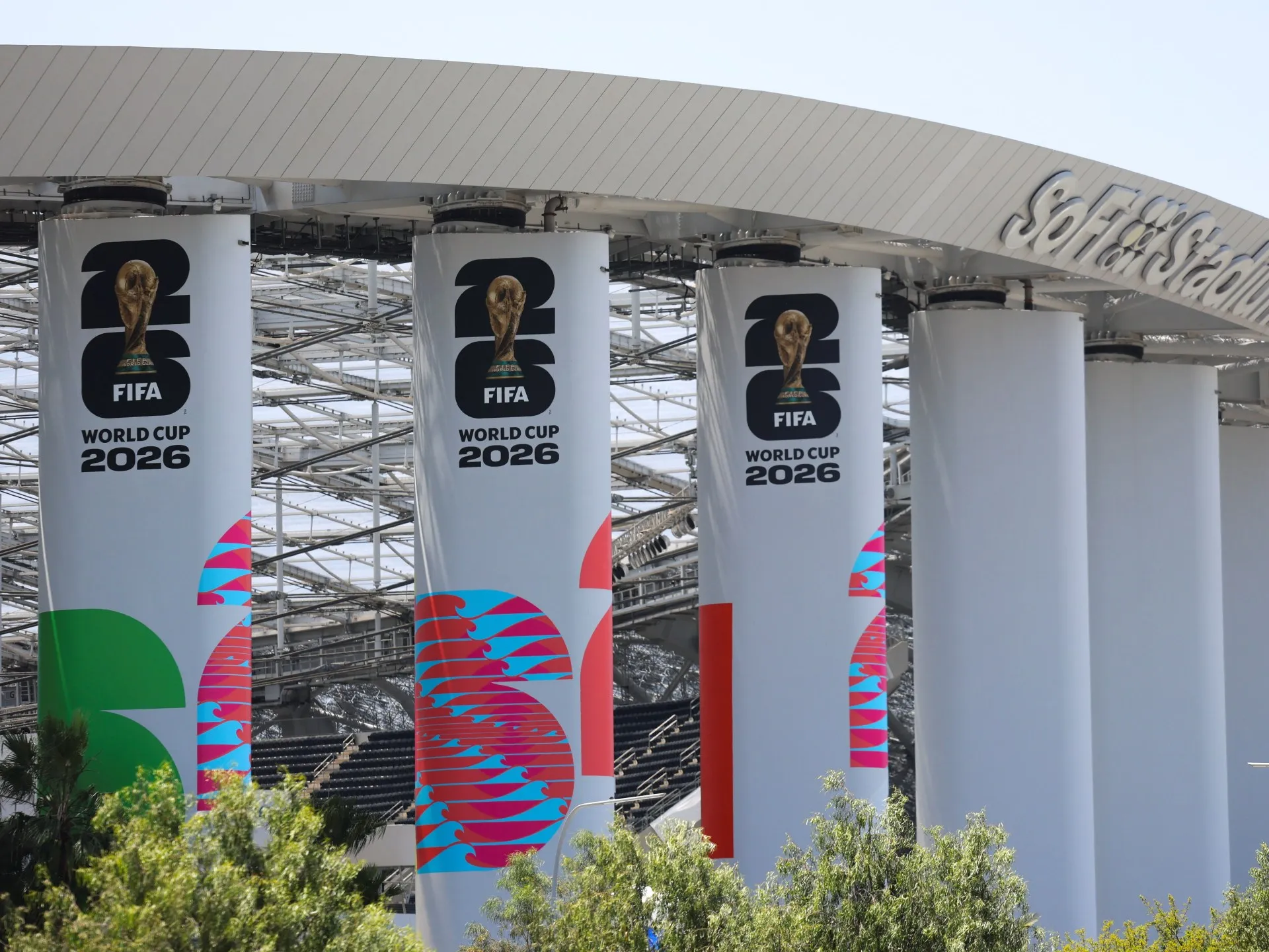 Cupei Mondiale 2026: FIFA interzice sticlele reutilizabile în stadioane – o decizie controversată