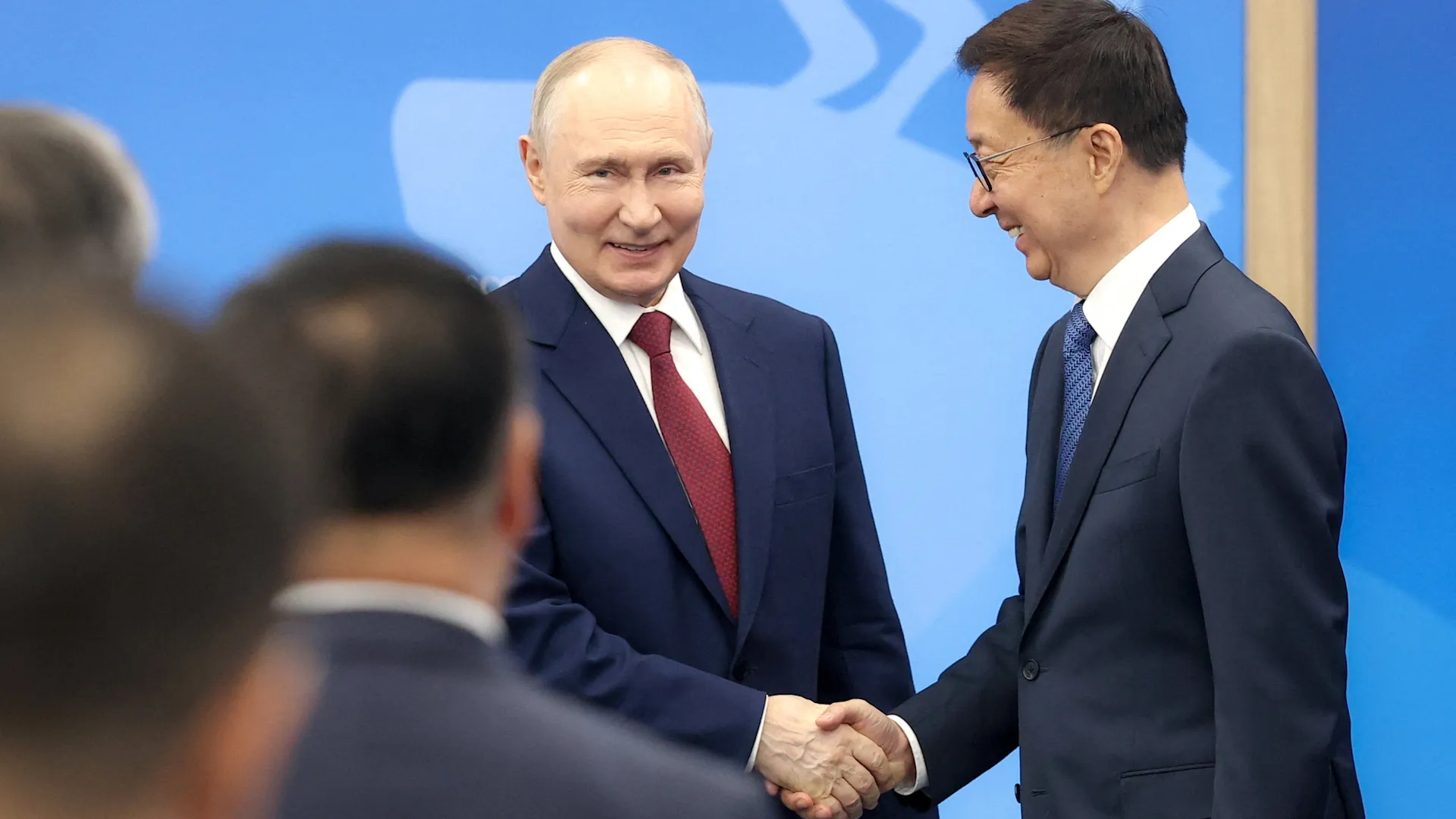 Zelenski: Putin alege războiul, respingând oferta de discuții directe
