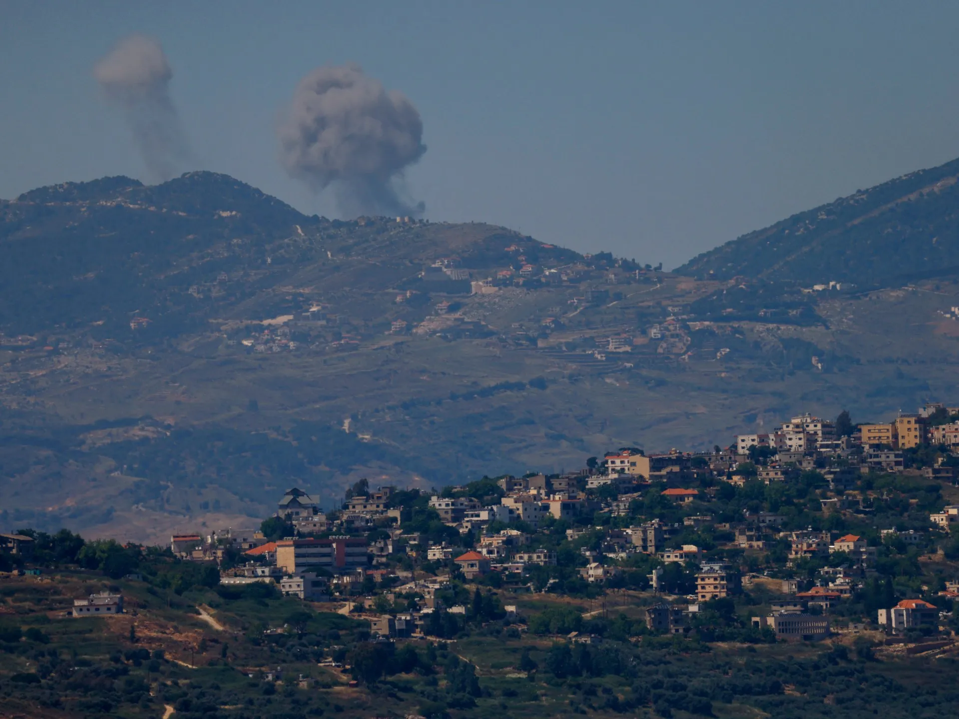 Interceptări americane și escaladare în Orientul Mijlociu: Iranul lovește, Israelul bombardează Libanul