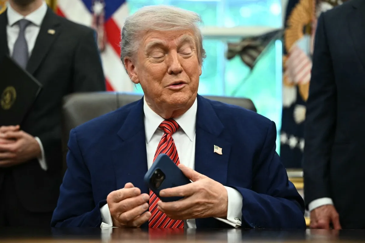 Administrația Trump ar putea prelua o participație în OpenAI: Ce înseamnă pentru viitorul inteligenței artificiale