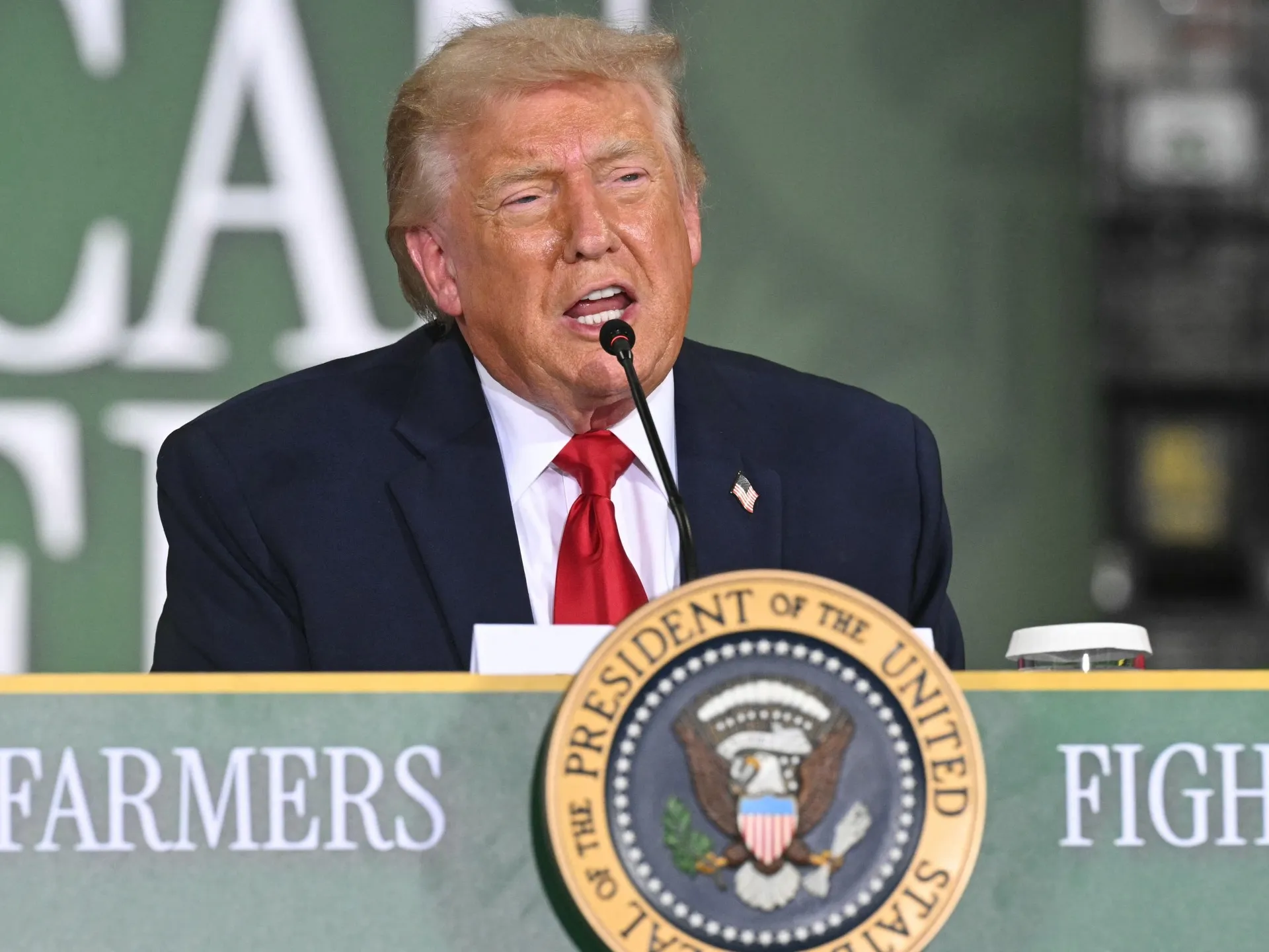 Trump: Activele iraniene nu vor fi deblocate înaintea unui acord de încetare a focului