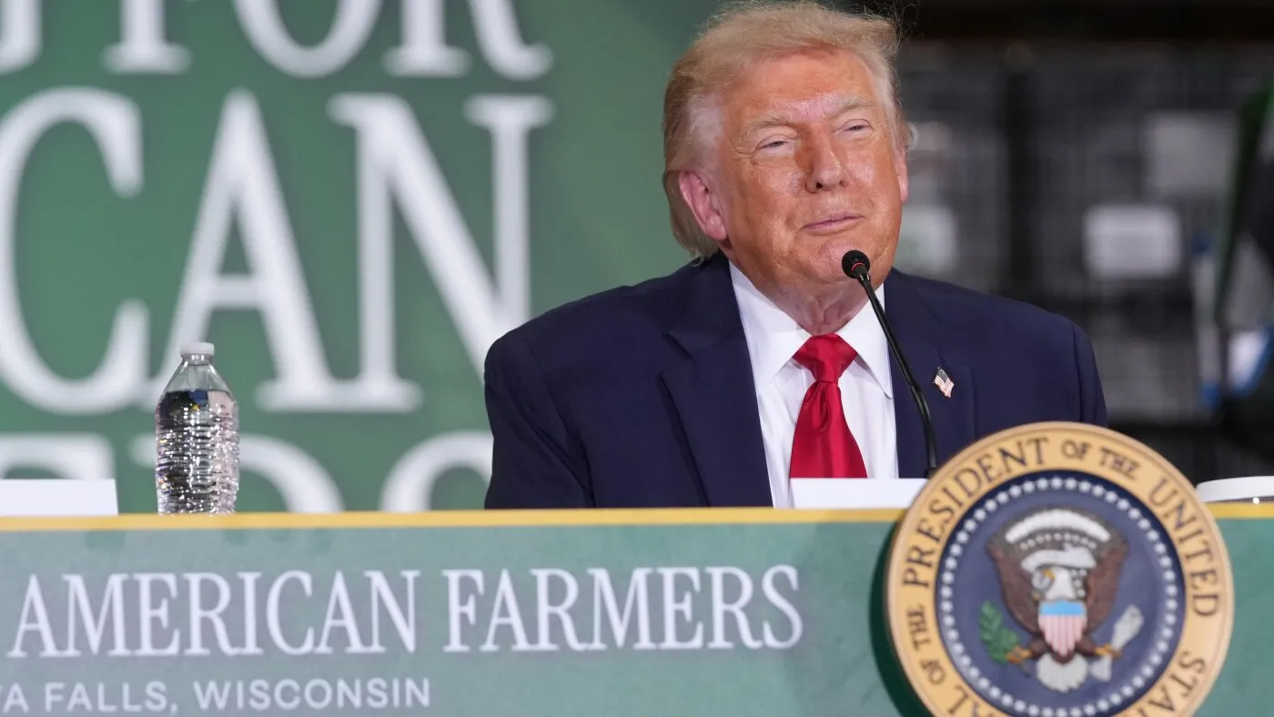 Trump respinge ideea că Iranul trădează mesajul său de campanie „fără războaie noi”