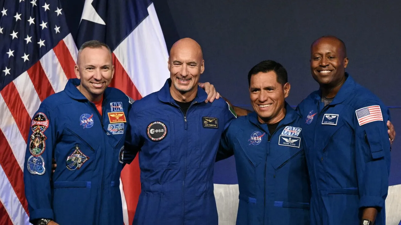 NASA anunță echipajul misiunii Artemis III: patru astronauți pentru o misiune de antrenament lunar extrem de complexă
