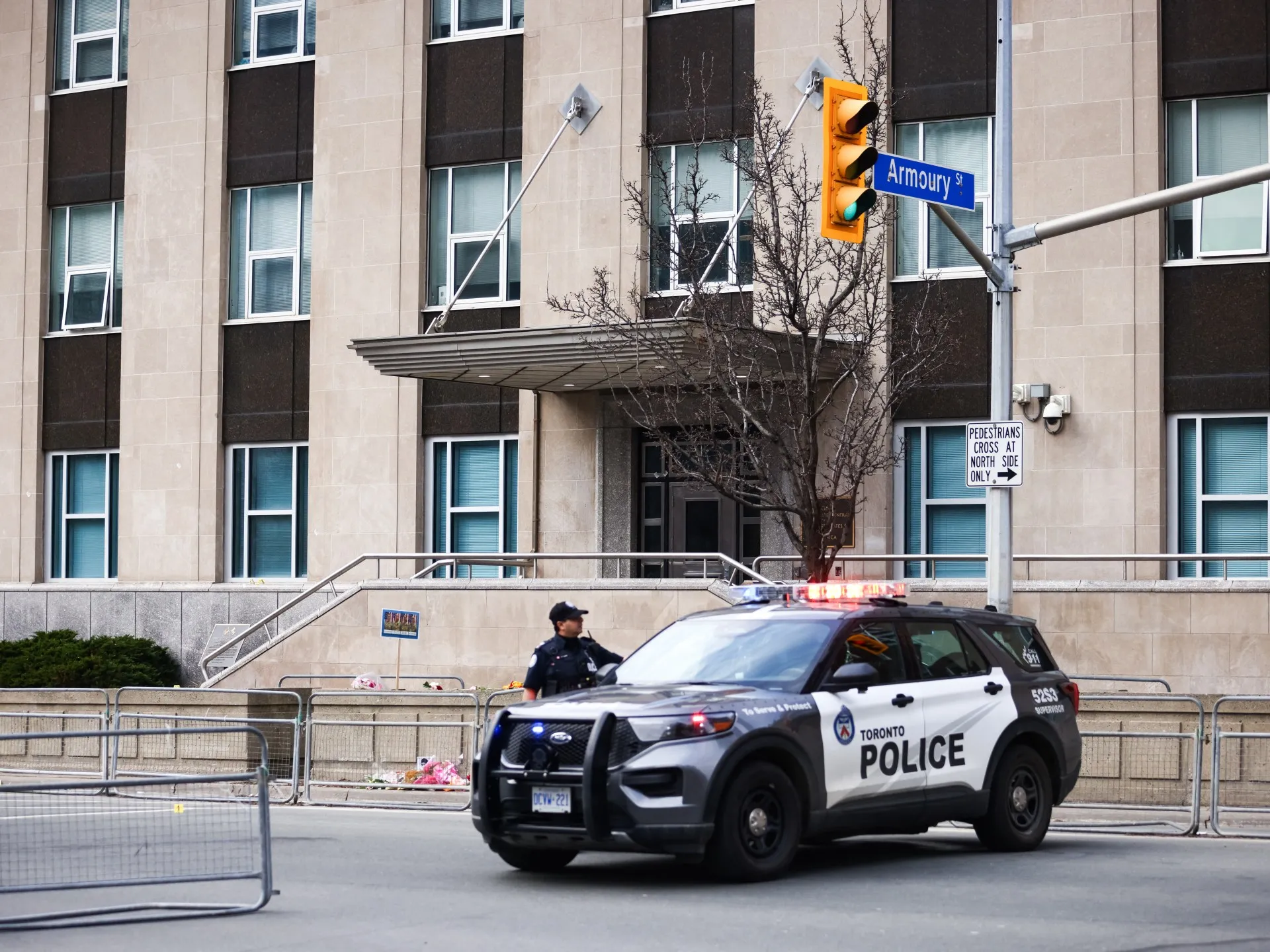 Ofițer de poliție din Toronto, împușcat mortal în timpul unei anchete legate de atacul asupra consulatului SUA