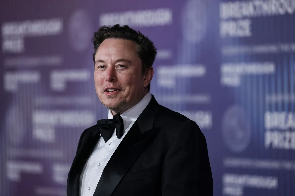 Elon Musk devine primul trilionar din lume după listarea istorică a SpaceX