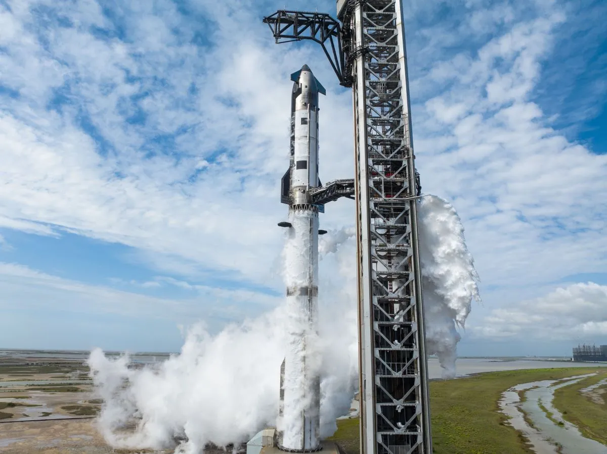 SpaceX debutează la 150 de dolari pe acțiune, o creștere de 11% pentru cea mai așteptată intrare la bursă din istorie