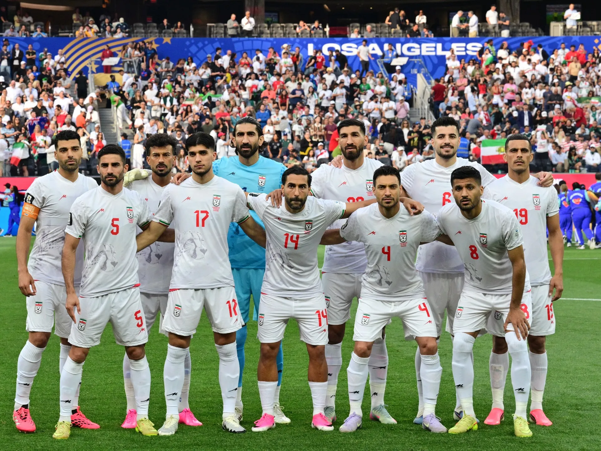 Fotbalul eclipsează politica: iranienii își susțin echipa la Cupa Mondială