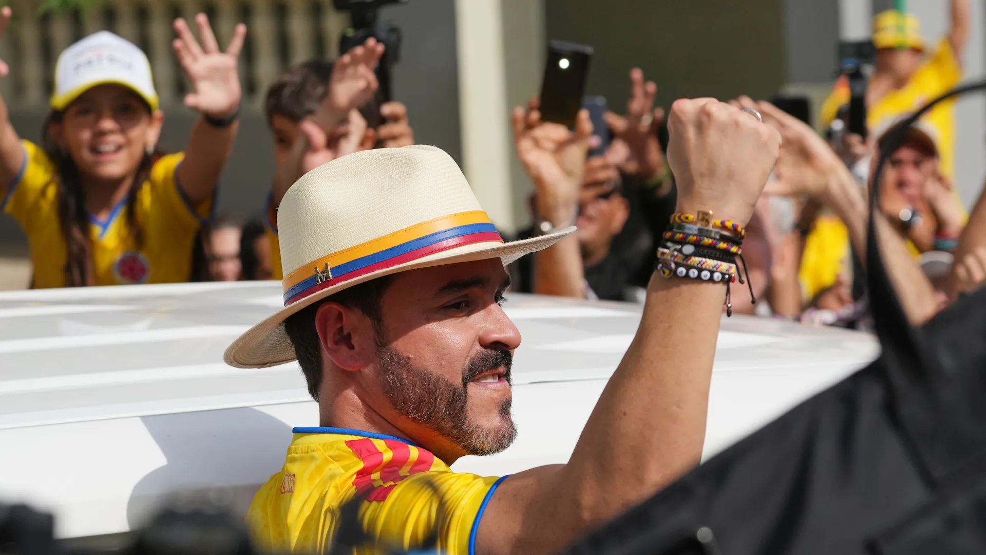 Alegeri în Columbia: Abelardo de la Espriella conduce în sondaje, în timp ce țara se confruntă cu o alegere crucială