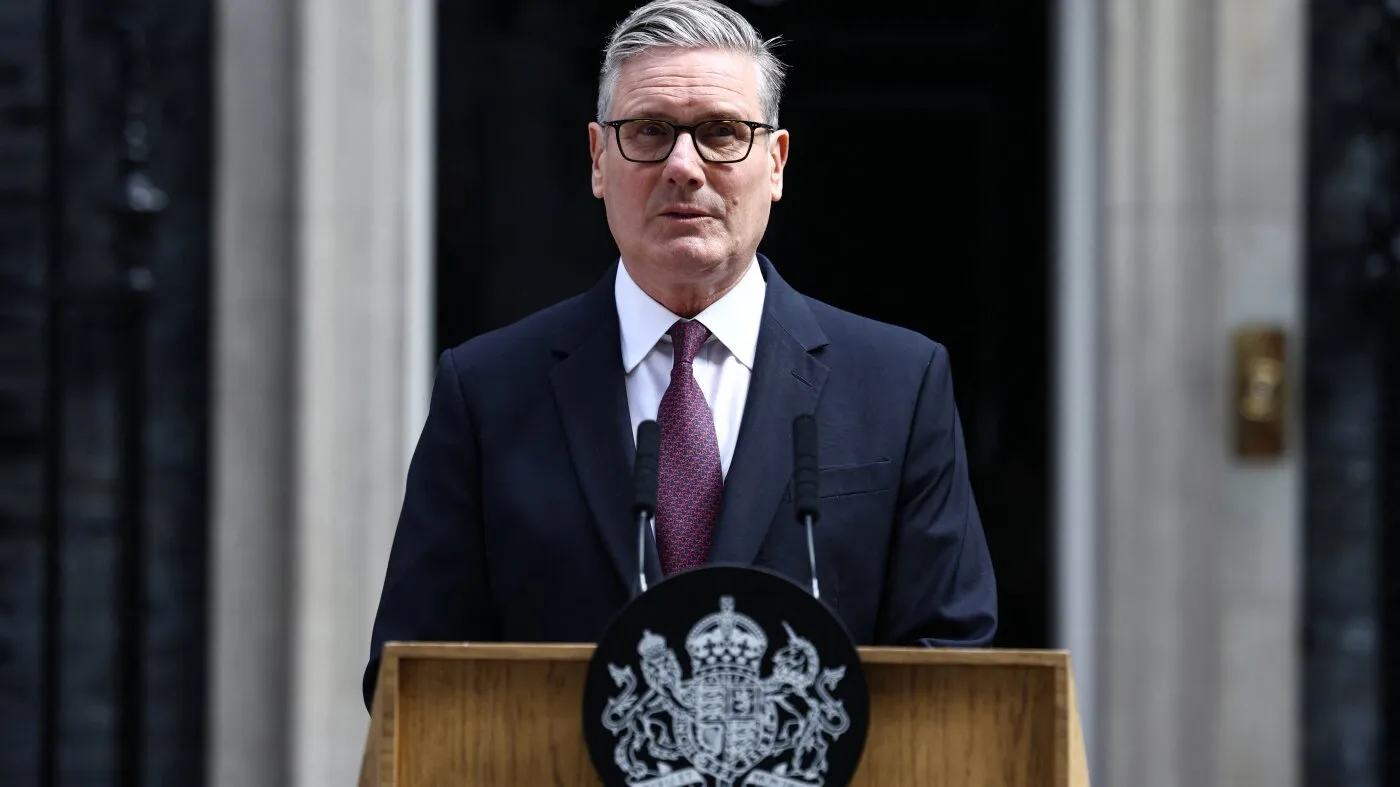 Demisia lui Keir Starmer și acordul SUA-Iran: O nouă eră geopolitică?