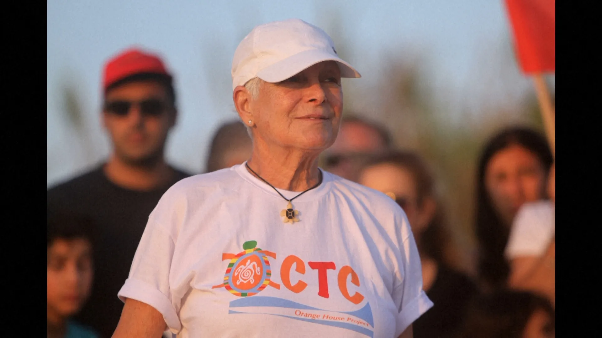 Israel ucide o ecologistă marină: Mona Khalil, apărătoarea țestoaselor, moare după un atac aerian