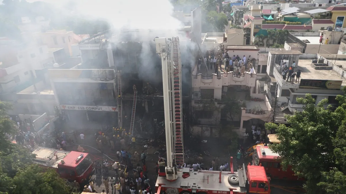 Tragedie în Lucknow: 15 morți într-un incendiu devastator la un centru de pregătire