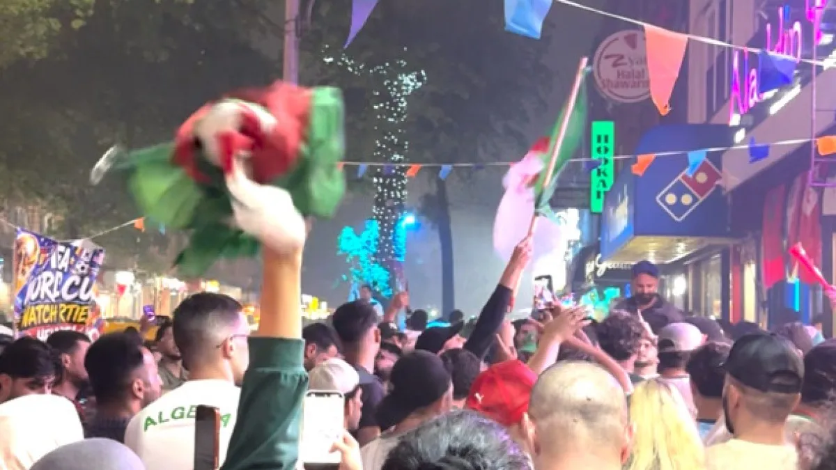 Fani arabi sărbătoresc rezultatele Cupei Mondiale la New York