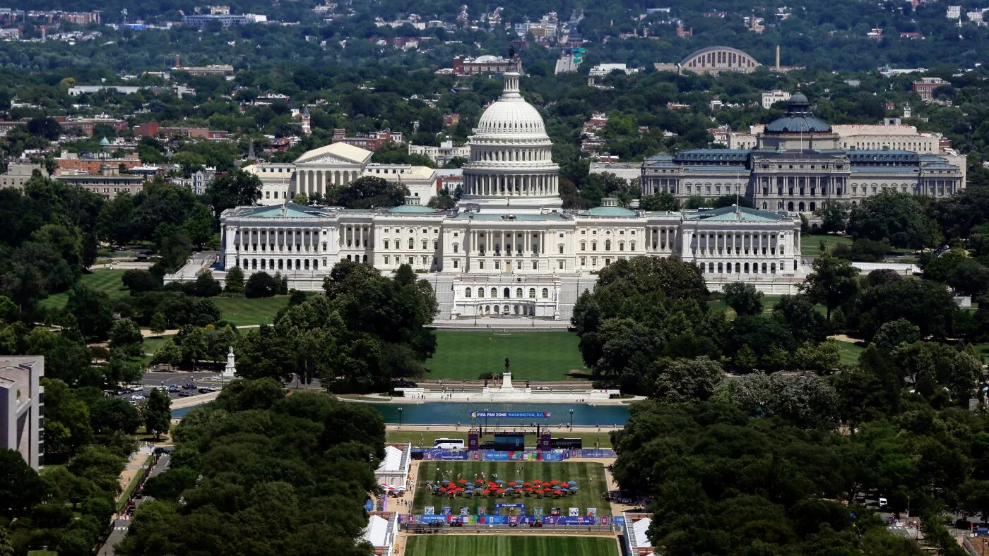Vot simbolic: Congresul îi cere lui Trump retragerea trupelor din războiul cu Iranul