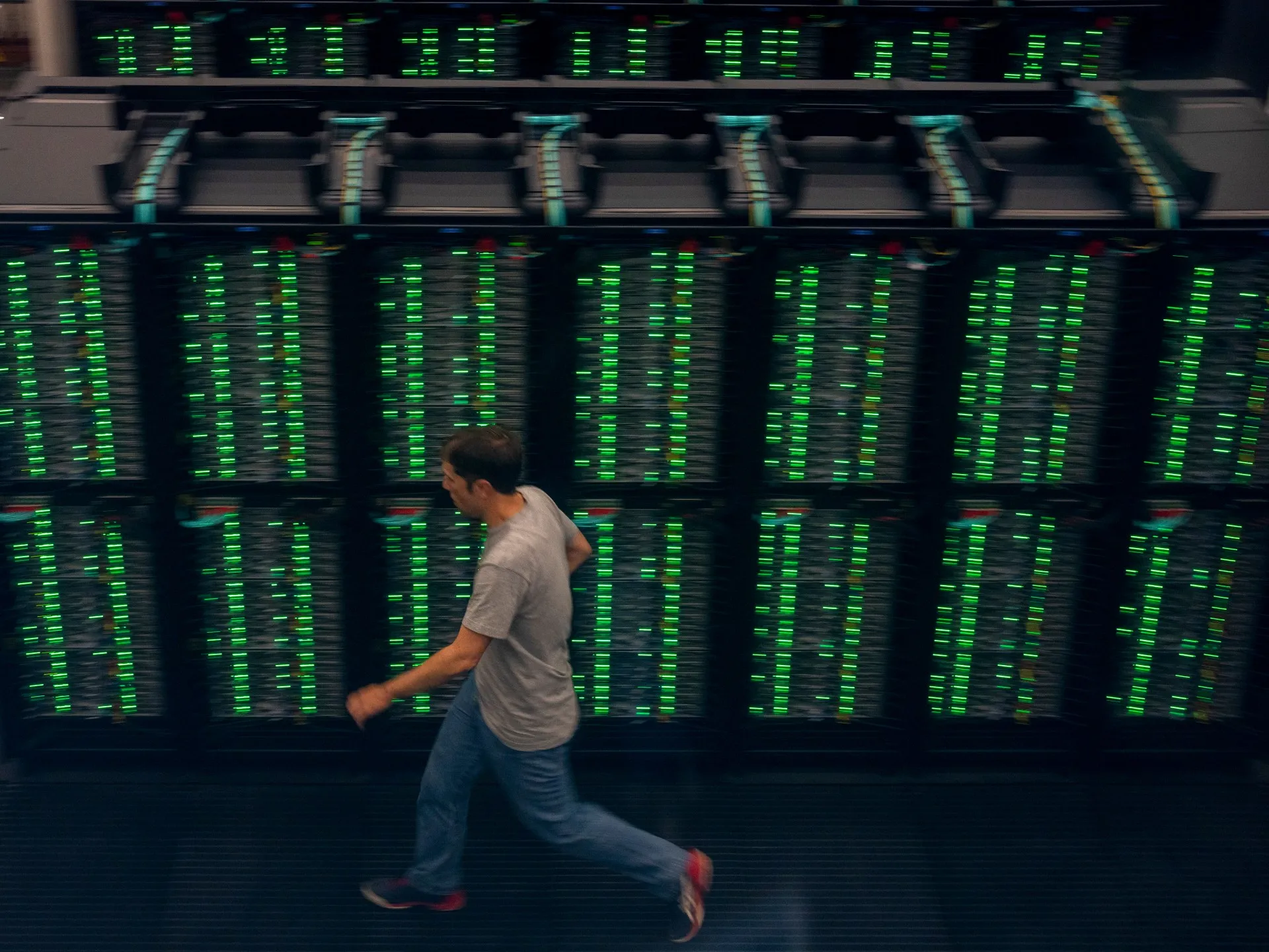 China detronează SUA în topul celor mai rapide supercomputere din lume