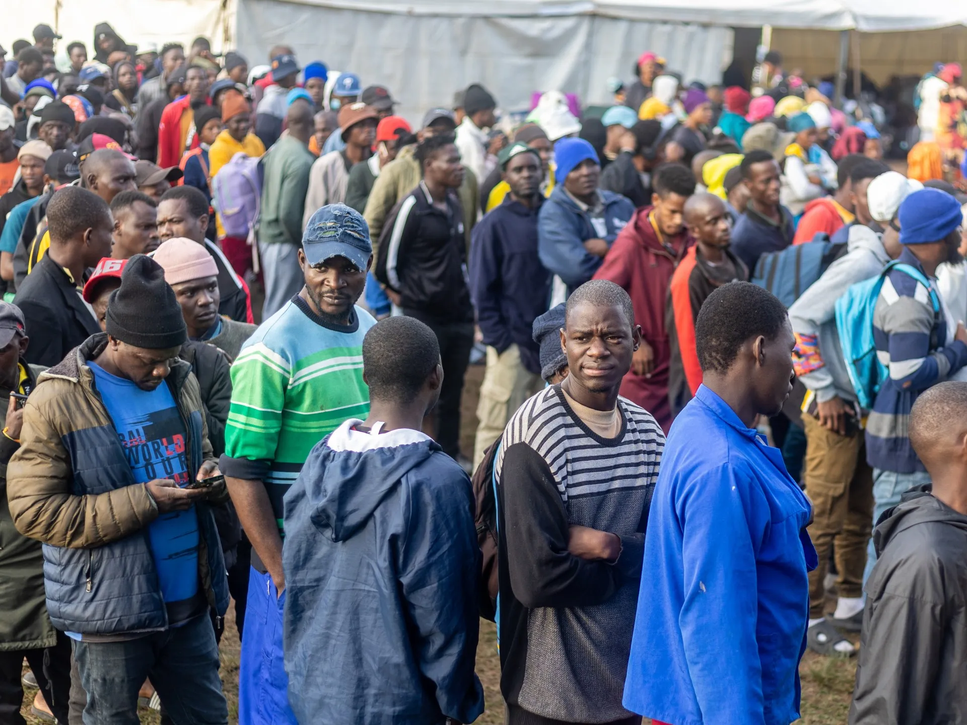 „Dacă trebuie să mor, să mor aici”. Malawienii fug de violențele din Africa de Sud